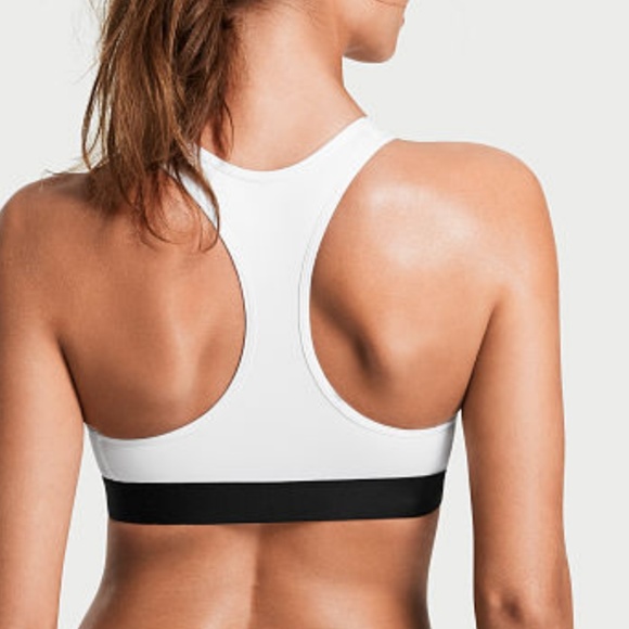 Size XL🌷Victoria's Secret Sports Bra .nwt - Picture 2 of 8
